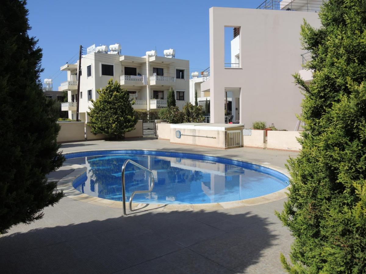 Отдыхайте С Удовольствием Paphos Bagian luar foto